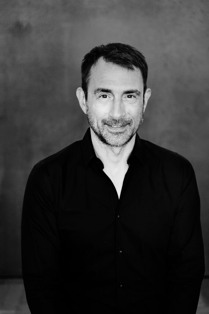 Oliver Haas  by M. Knickriem